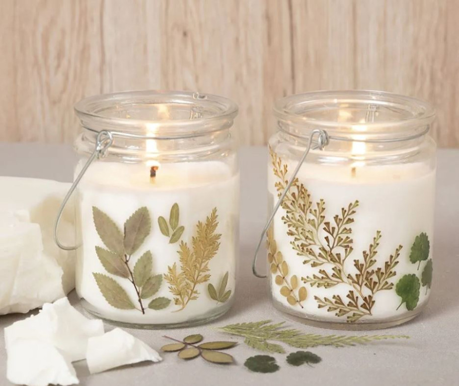 Vyrob si - dekorativní svíčky s rostlinkami
